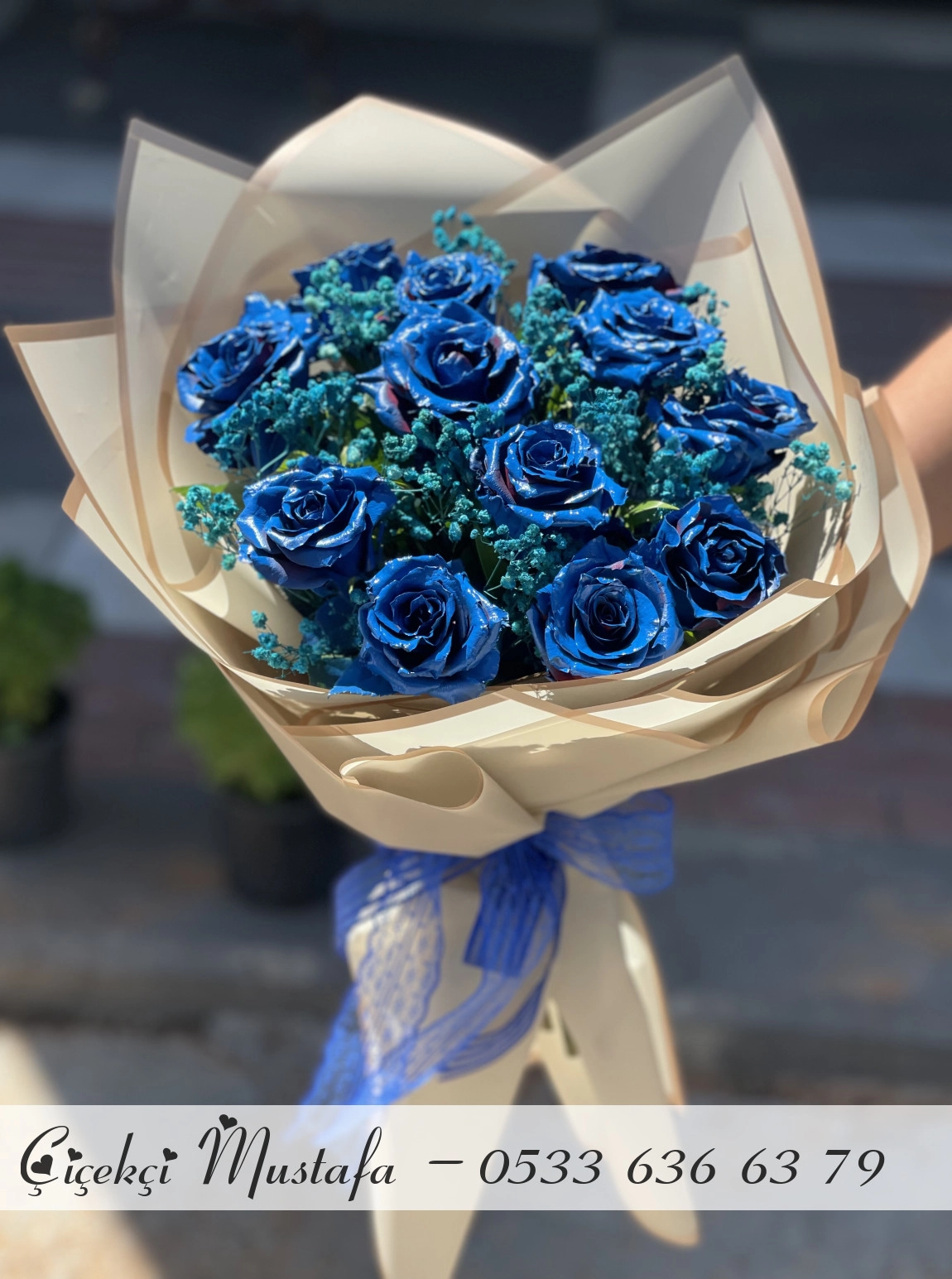 11 Li Mavi Gül Buketi