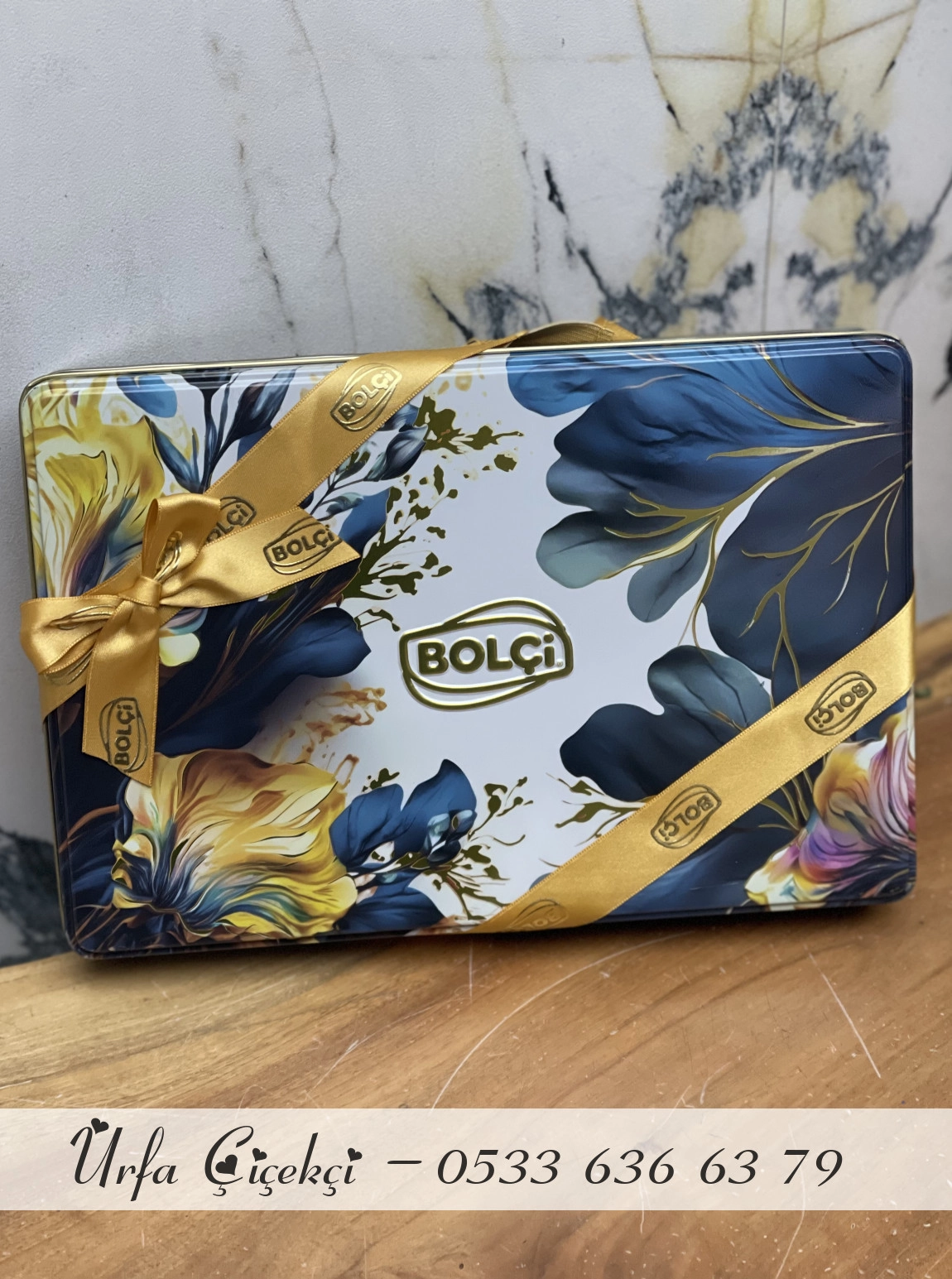 Bolçi Metal Kutuda Çikolatalar