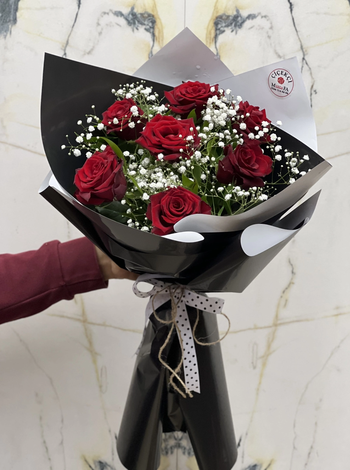 Standart 7 Kırmızı Gül Buketi