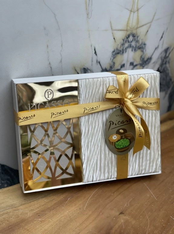 Beyaz Kadife Kutu Spesiyal Çikolata