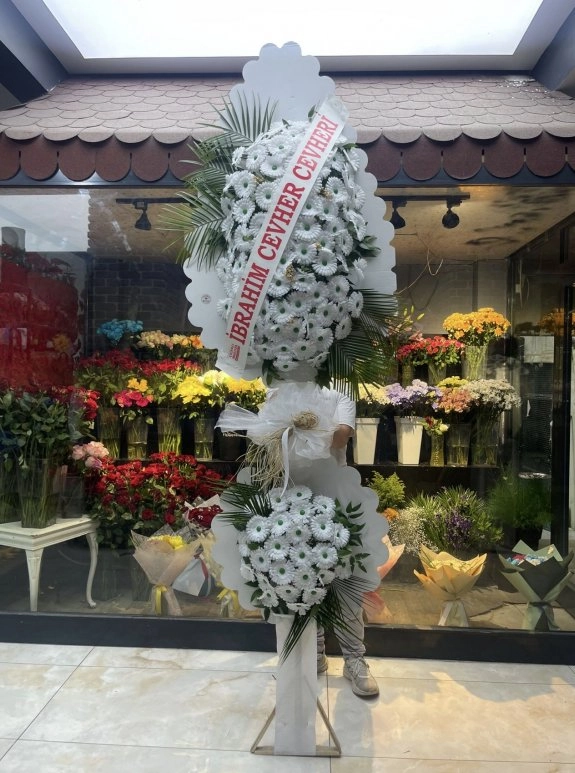 İki Katlı Çelenk Beyaz