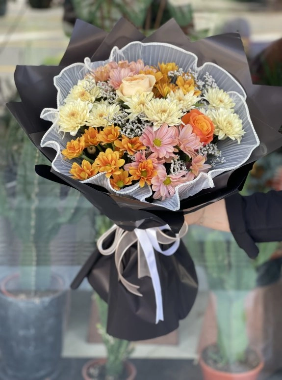 Kahverengi Tonlarında Buket