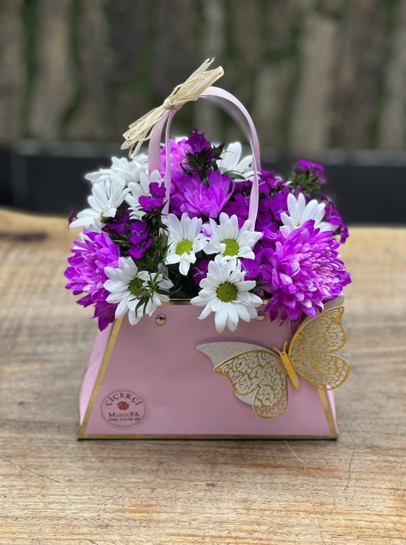 Klasik Çiçek Çantası