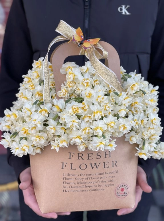 Vip Nergis Çantası